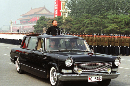 1674977804127669.jpg 邓小平阅兵.jpg